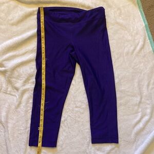 Under Armour Capri Leggings Womens Medium Blue Compression Yoga Casual Ladies